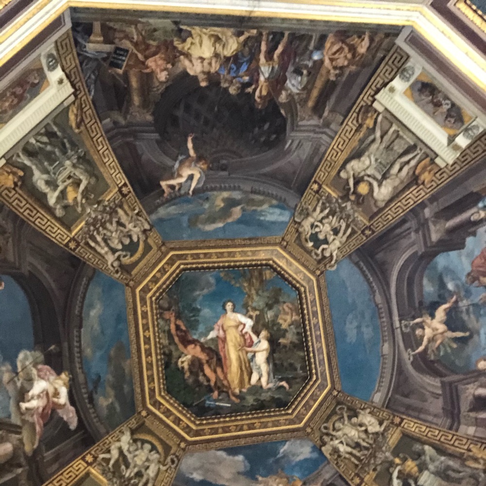 Meet your Posher, Miriam